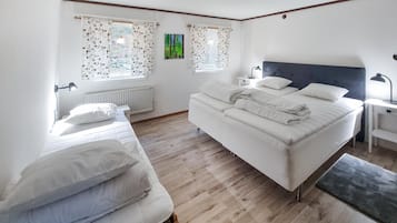 2 Schlafzimmer, Reisekinderbett, kostenloses WLAN, BettwÀsche