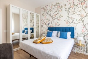 3 bedrooms, desk, iron/ironing board, WiFi