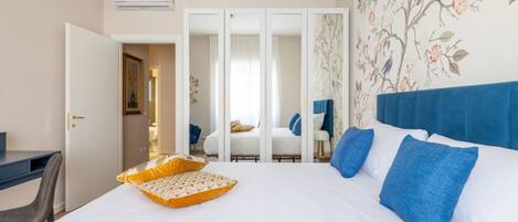 3 chambres, fer et planche à repasser, Wi-Fi, draps fournis