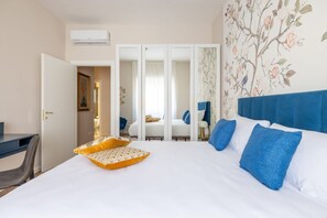 3 slaapkamers, een strijkplank/strijkijzer, wifi, beddengoed