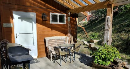 In Telegraph Cove, rare gem, private, TV, High-speed WiFi, no cleaning fees