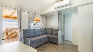 Televisión, videojuegos y tenis de mesa