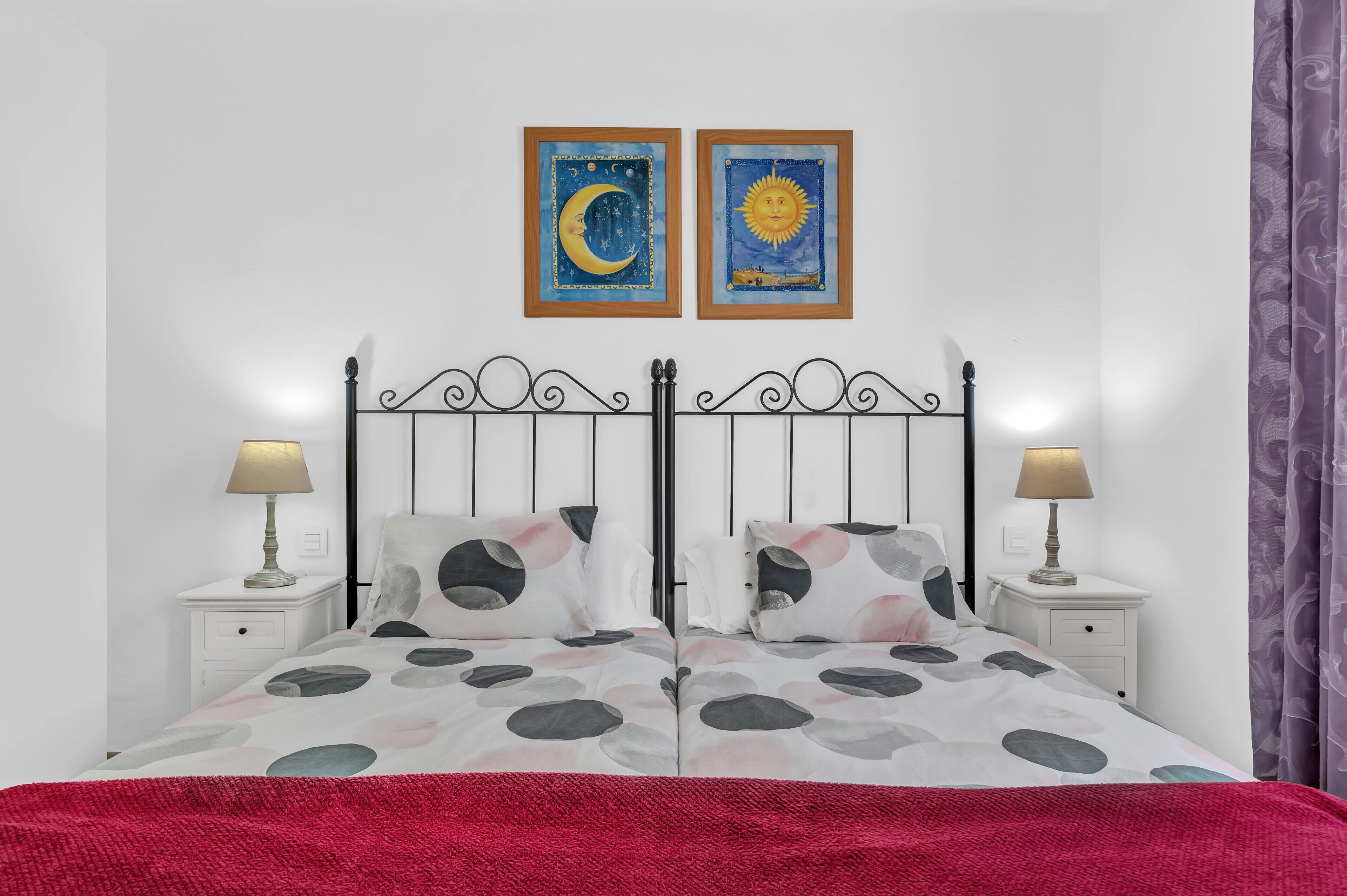 2 chambres, fer et planche à repasser, Wi-Fi gratuit, draps fournis