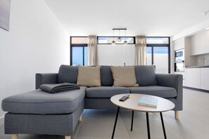 TV - Vacation 'Las Cuestitas Relax' with Mountain View, Private Terrace and Wi-Fi (Pájara)