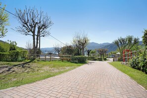 Property grounds - Caravan 'Mobile Home Comfort Standard' with Lake View, Shared Pool and Wi-Fi (Pettenasco)