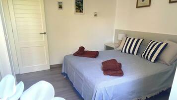 3 Schlafzimmer, Bügeleisen/Bügelbrett, kostenloses WLAN, Bettwäsche