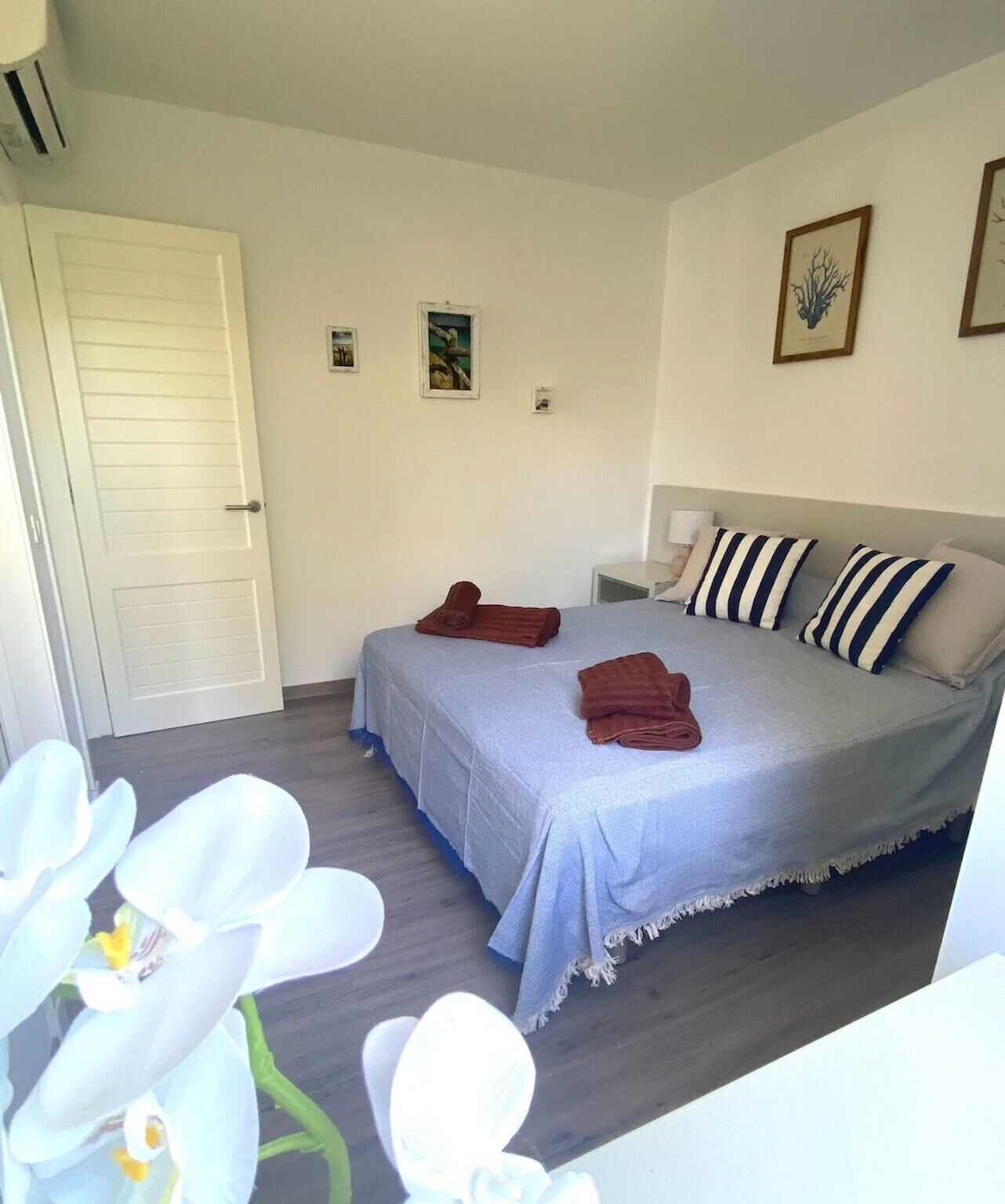 3 habitaciones, tabla de planchar con plancha y wifi gratis 