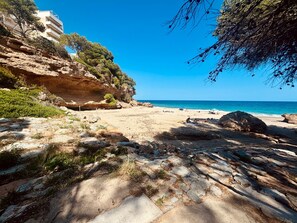 Platja a a prop 