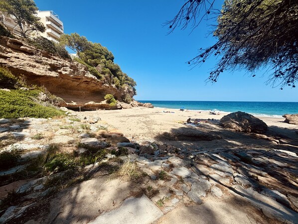 Platja a a prop