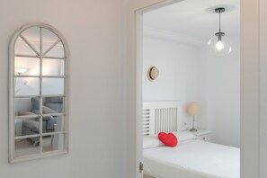 2 bedrooms, free WiFi, bed sheets - Holiday Home 'Ricardo' with Private Terrace and Wi-Fi (Barbate)