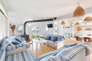 Fireplace - Holiday Home '3aguas Mediterraneo' with Sea View, Private Pool and Wi-Fi (La manga del Mar Menor)