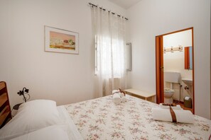 3 Schlafzimmer, Bügeleisen/Bügelbrett, kostenloses WLAN, Bettwäsche