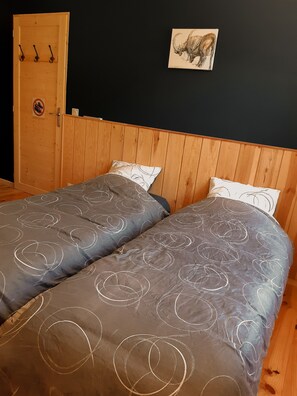3 chambres, Wi-Fi gratuit, draps fournis