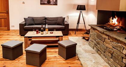 Gîte 'Les Sabots De Vénus': Bergblick, Private Terrasse & WLAN