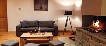 Inn 'Gite Les Sabots De Venus' with Mountain View, Private Terrace and Wi-Fi