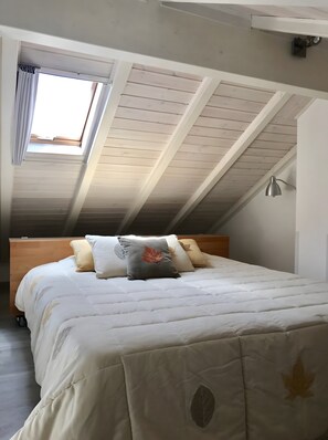 2 bedrooms, free WiFi, bed sheets
