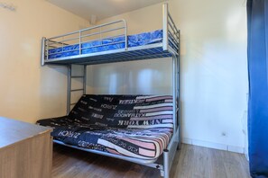 Room - Studio 'Saint Amon' with Shared Pool, Private Terrace and Air Conditioning (Moliets-et-Maa)
