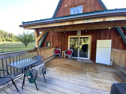 Perfect outdoorsman retreat!  Centered around many lakes and public access areas