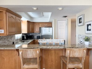 Private kitchen - Emerald Coast Escape (Fort Walton Beach)