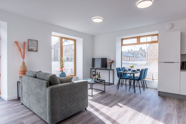 Möbel, Eigentum, Couch, Stuhl, Holz, Bilderrahmen, Fenster, Tabelle, Flooring, Fussboden