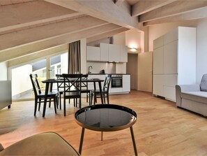 Interior - Lovely apartment for 5 guests with A/C, WIFI, TV and terrace (Milan)