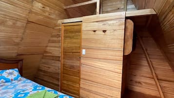 1 quarto, roupa de cama