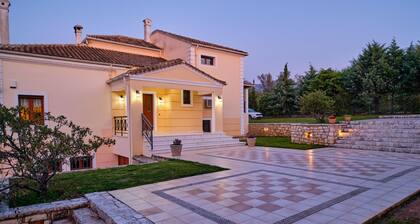 Luxury Utopia Beach Villa: Coastal Comfort in Corfu Village