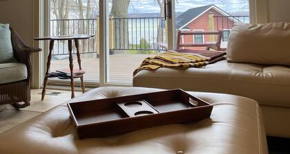 Newly Renovated Lake Cottage - available for the very first season!