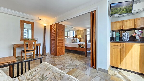 1 chambre, bureau, fer et planche à repasser, Wi-Fi gratuit