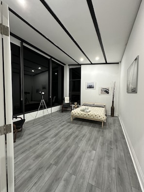 4 quartos, ferros/tábuas de passar roupa, Wi-Fi, roupa de cama