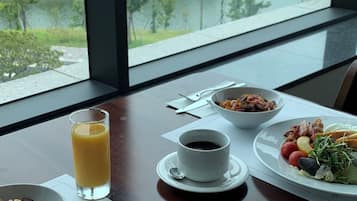 Daily Korean breakfast (KRW 18000 per person)