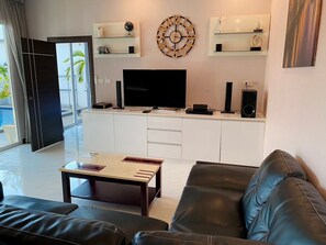 Basic Villa | In-room safe, blackout drapes, soundproofing - Davinci Pool Villa (Pattaya)