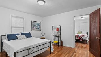 3 habitaciones, escritorio, wifi y ropa de cama