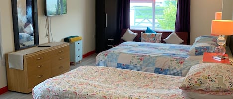 1 bedroom, iron/ironing board, WiFi, bed sheets