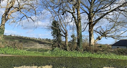 Cozy Coastal Apartment in Kilgetty with views