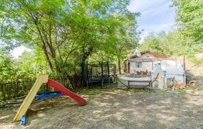 Children's area - Gorgeous home in Dego with WiFi (Dego)