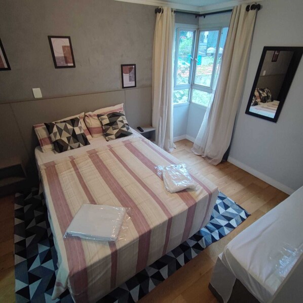 1 bedroom, iron/ironing board, WiFi, bed sheets