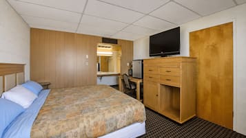 Room, 1 King Bed | Desk, WiFi (free), bed sheets