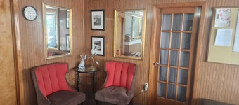 First Inn By OYO Quinter Hwy 70