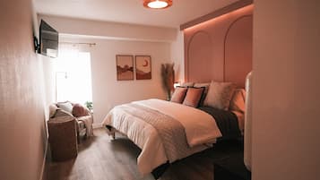 1 Schlafzimmer, Schreibtisch, Bügeleisen/Bügelbrett, WLAN