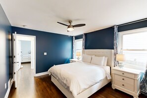 2 bedrooms, iron/ironing board, Internet, bed sheets