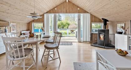 1 bedroom beautiful home in Holbæk