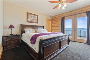 6 habitaciones, escritorio y tabla de planchar con plancha 