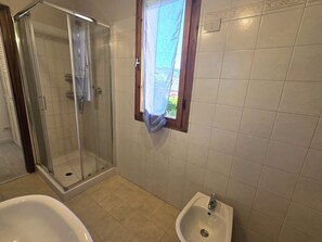 Dusche, Haartrockner