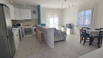 Frigorífic, microones, forn i rentaplats