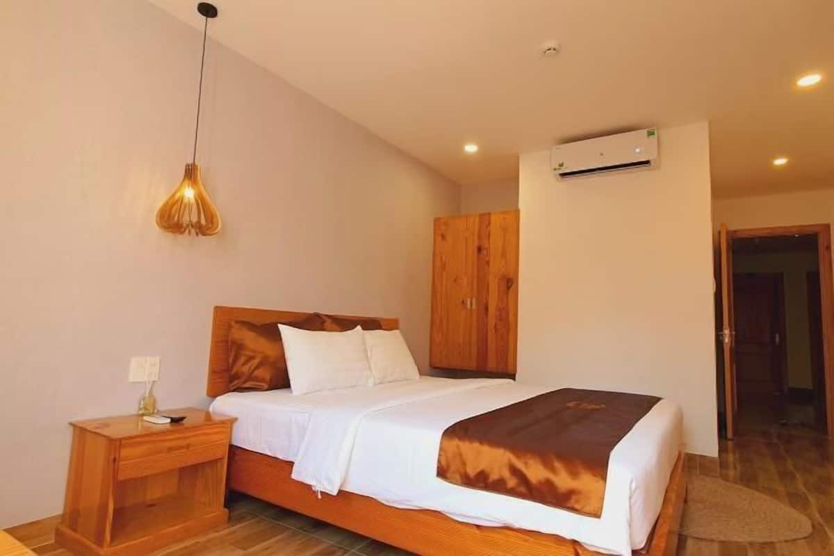 Donzen dekbedden, pillowtop-bedden, een minibar, een kluis op de kamer