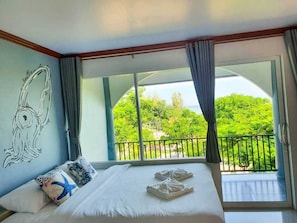 Standard Room, Resort View | Bathroom | Free toiletries, hair dryer - Seattle Samaesarn Resort (Sattahip)