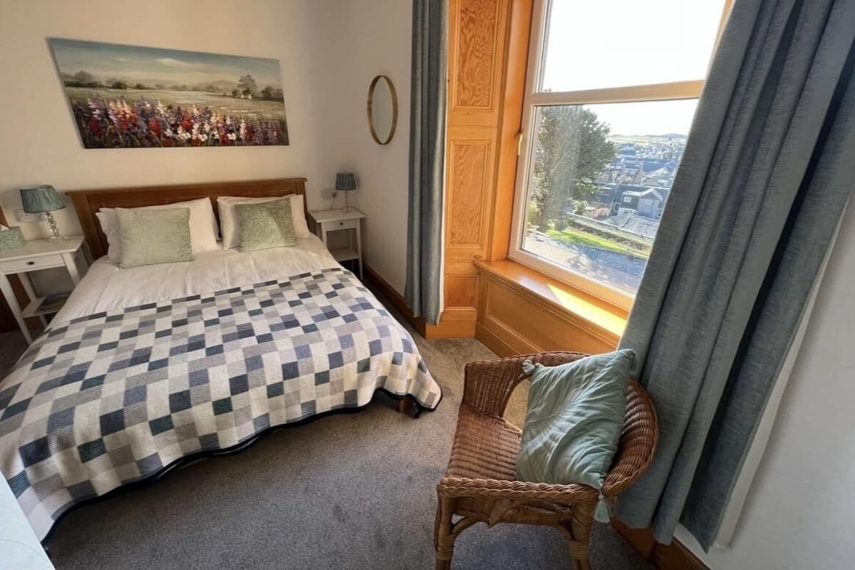 Standard Double Room, Golf View | Soundproofing, iron/ironing board, free WiFi, bed sheets