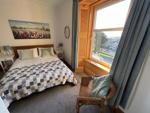 Standard Double Room, Golf View | Soundproofing, iron/ironing board, free WiFi, bed sheets - Morven House  (Carnoustie)