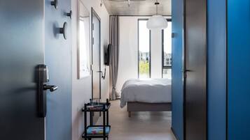 1 habitación, tabla de planchar con plancha, cuna de viaje y wifi